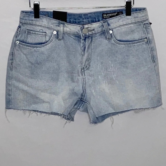 Blank NYC The Fulton Roll Up Short - Size 28 - NWT - Picture 2 of 9
